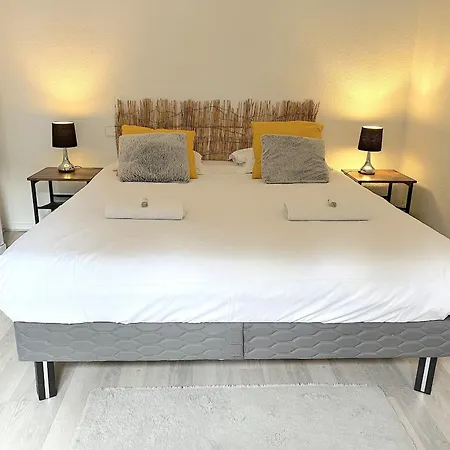 T2 Apartment *